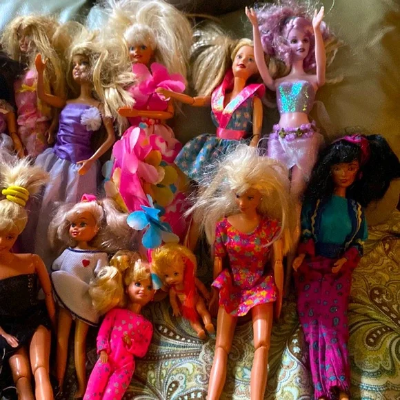 ♛Vintage◈ Barbie&Ken ♢♦OnParade!◈稀少♦♢レア Lot Of 14 Vintage Barbie Ken And Misc Dolls With Clothing